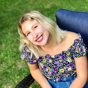 Meet your Posher, Audrey-anne